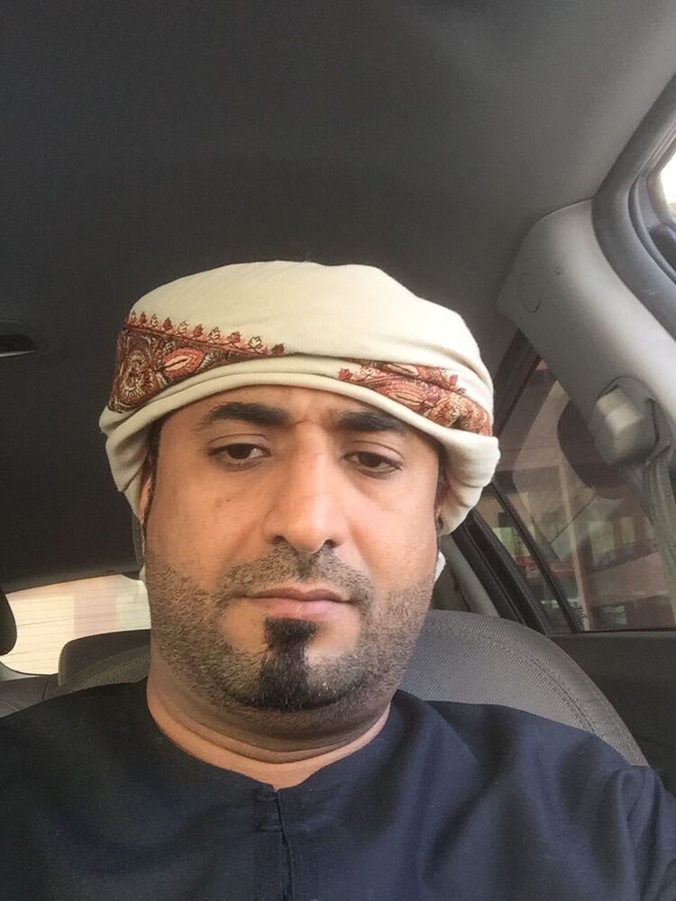  50654045  Ali, 32 ,    