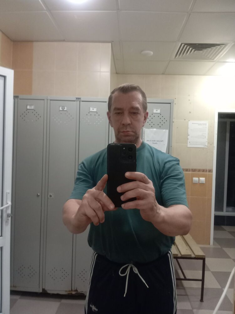  52028785  , 51 ,    