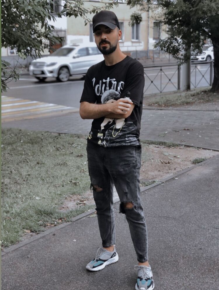  ,   Hazem, 25 ,   ,   