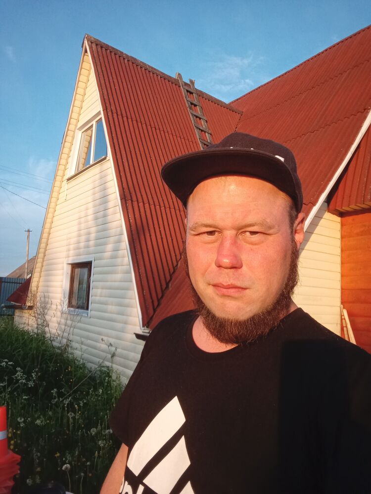  44328975  , 31 ,    