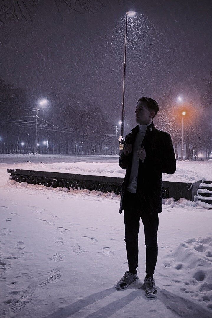  ,   Anton, 21 ,   ,   