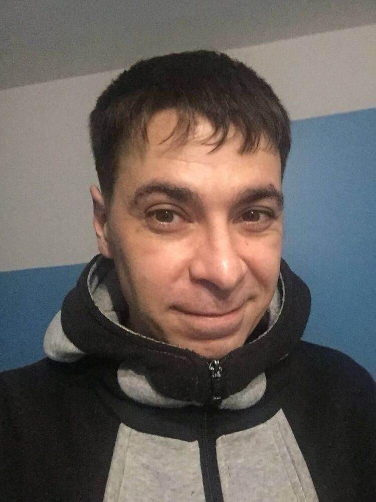  37158205  , 38 ,    