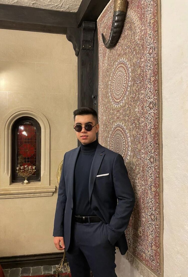  ,   Arif, 23 ,   ,   