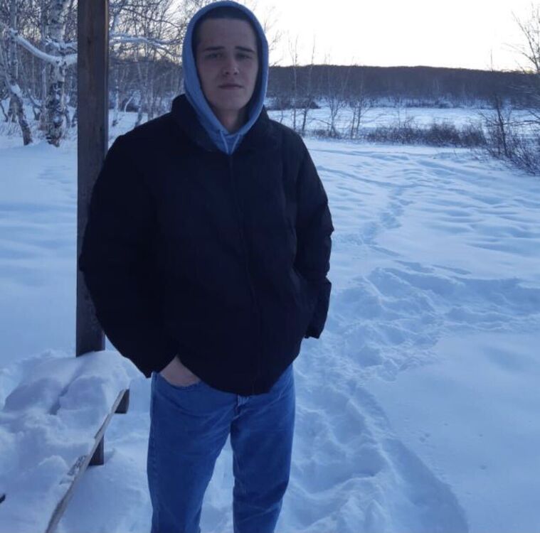  37637185  , 25 ,    -