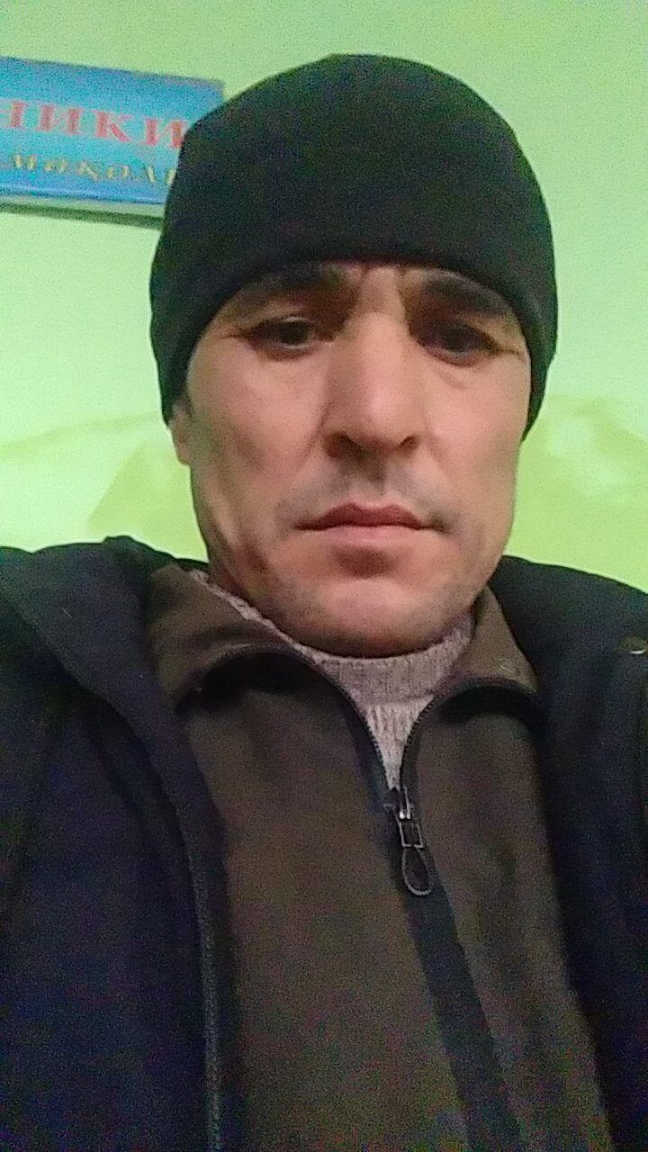  35647205  , 44 ,    