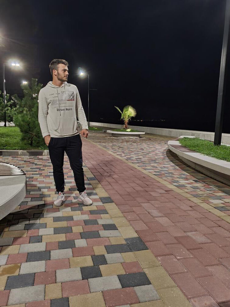  24035405  Genka, 26 ,    