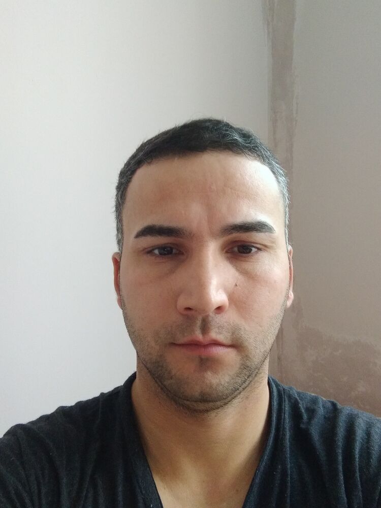  ,   Hamza, 37 ,   ,   