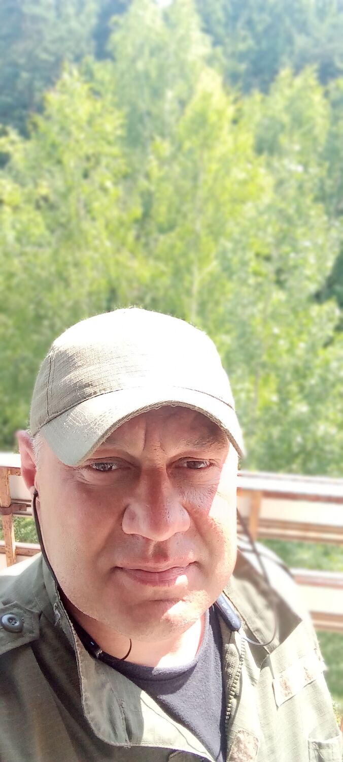  44209425  , 41 ,    