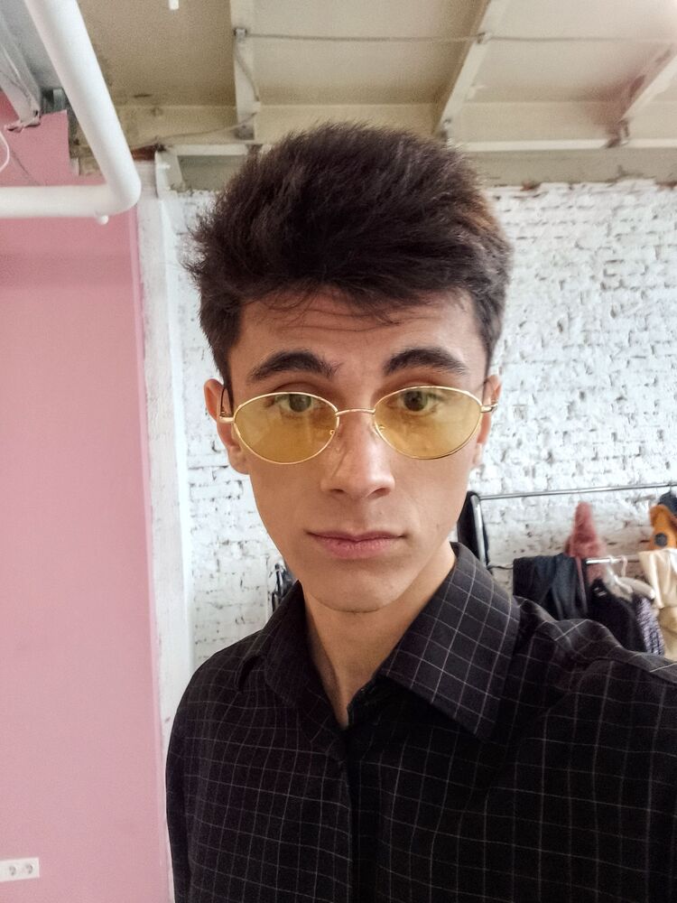  ,   Alexander, 25 ,   ,   , c , 