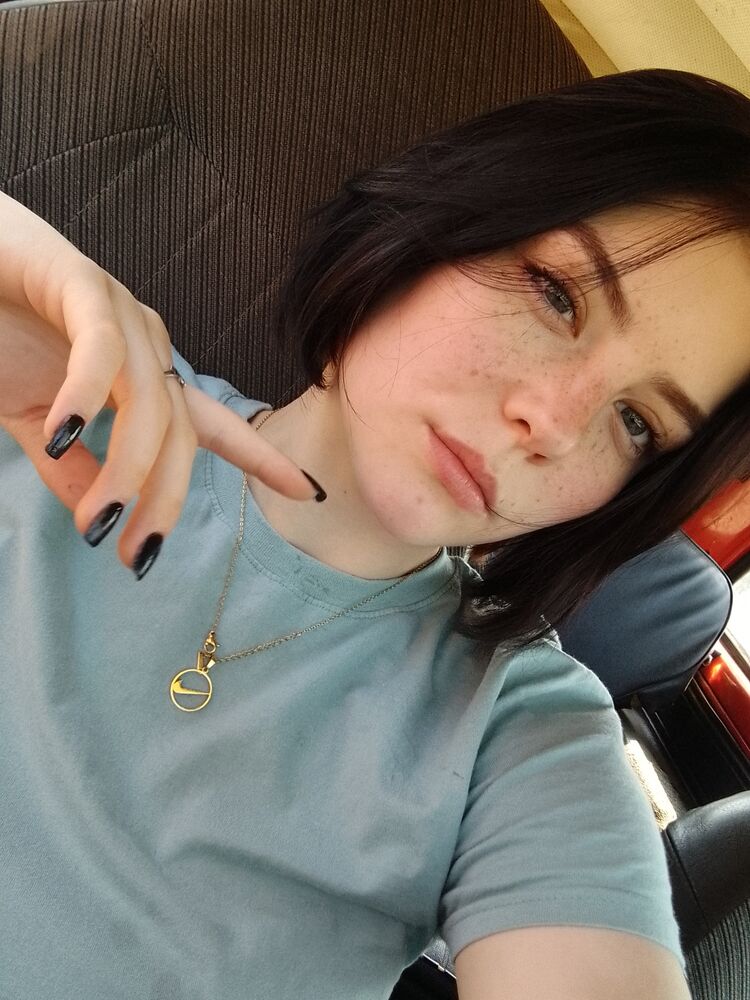  44949345  , 20 ,    