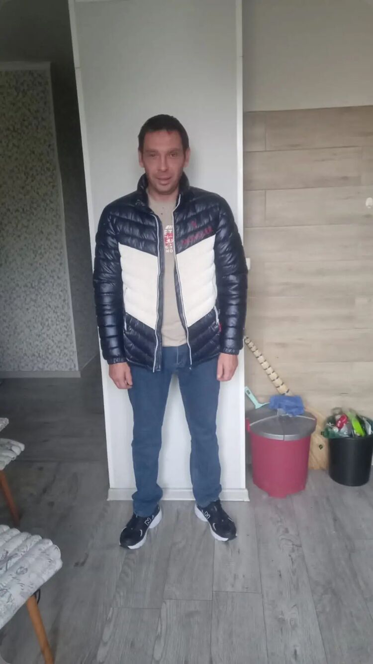  48368335  , 39 ,    