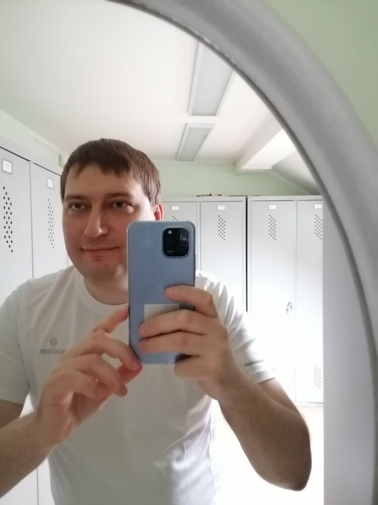  52823015  , 40 ,    