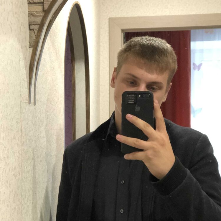  ,   Artur, 22 ,   ,   