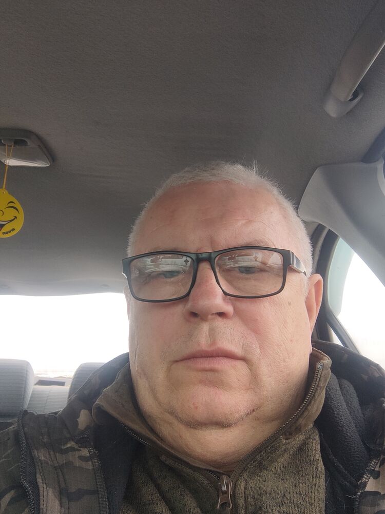  49568165  , 62 ,    