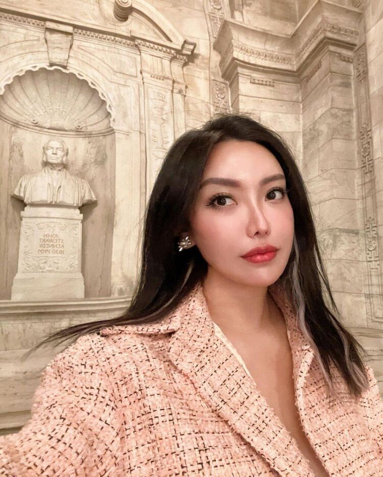  ,   Sofia, 32 ,   ,   