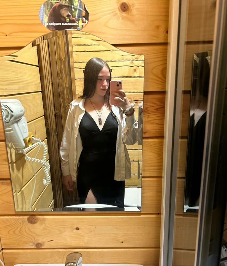  53546705  , 18 ,    