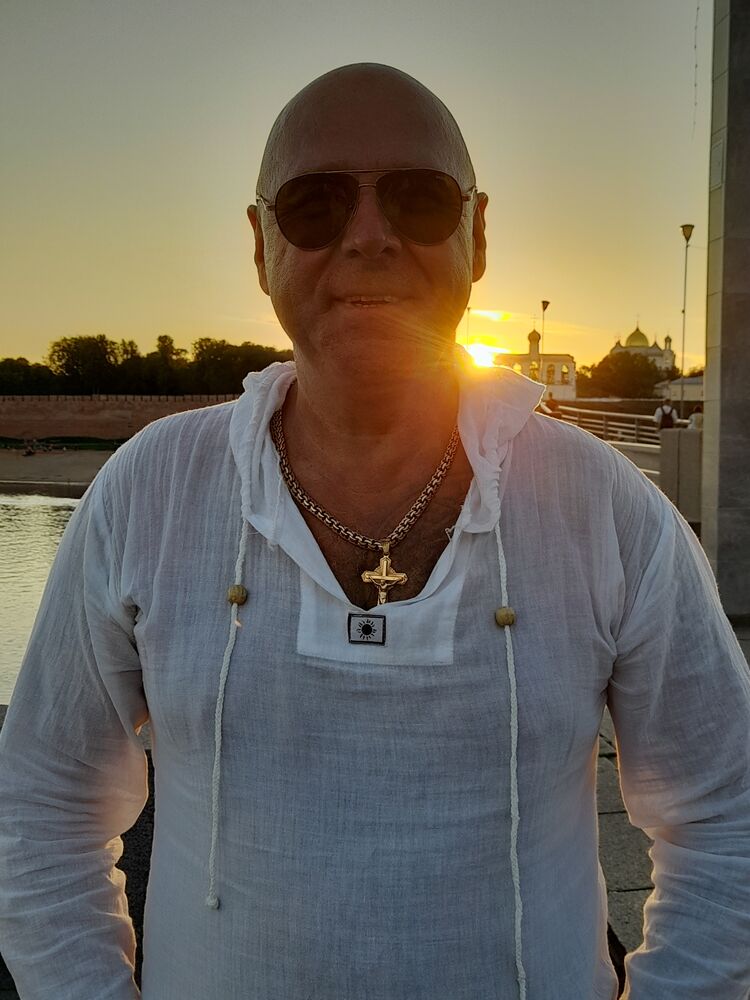  ,   Vyacheslav, 49 ,   ,   , c 
