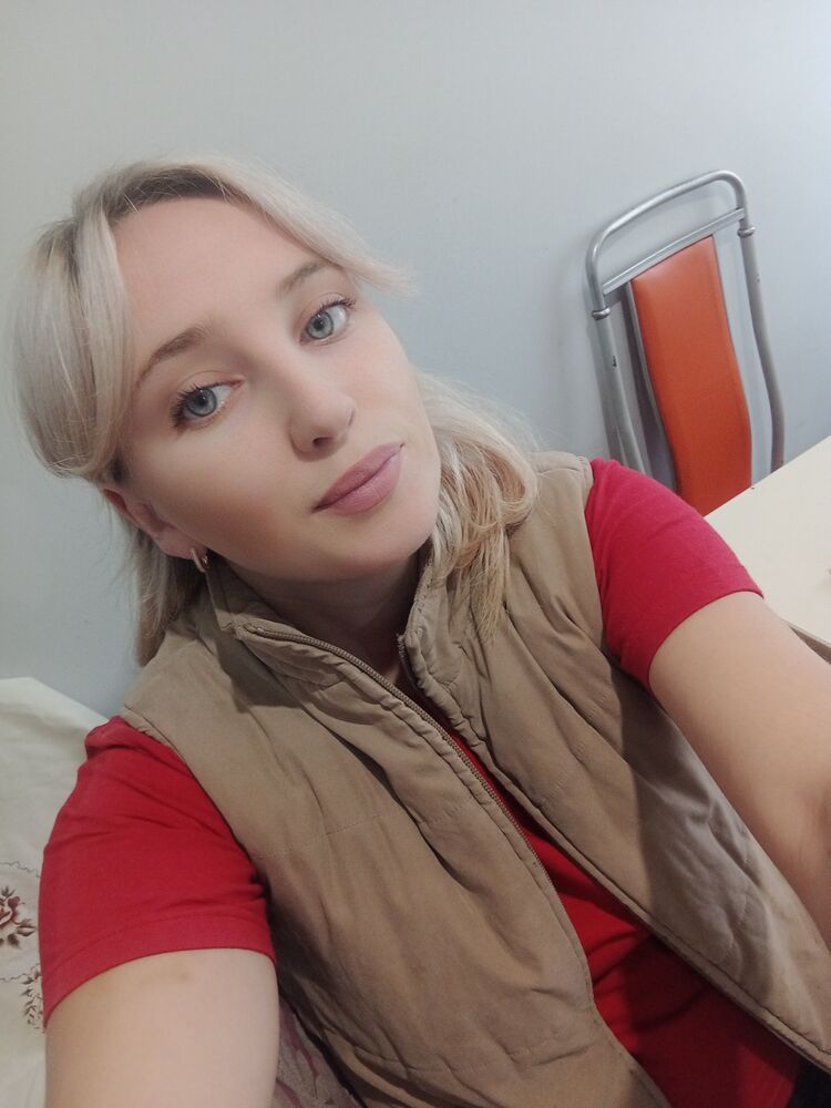  ,   Kristina, 30 ,   