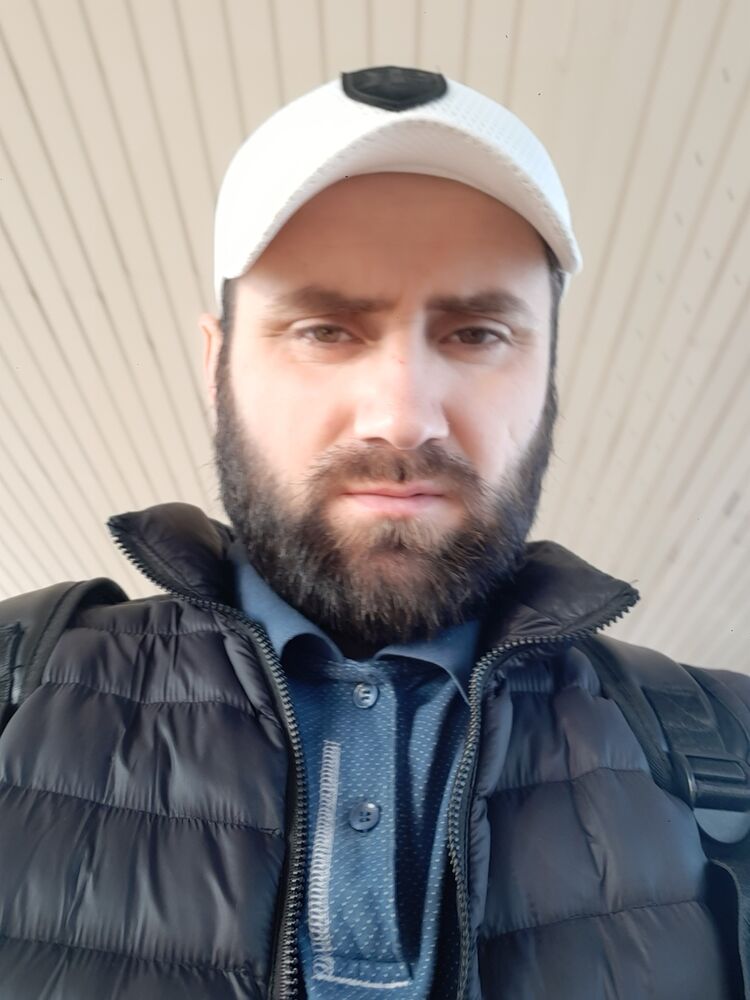  34632715  , 37 ,    