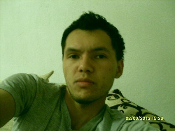  11854905  Agata, 36 ,    
