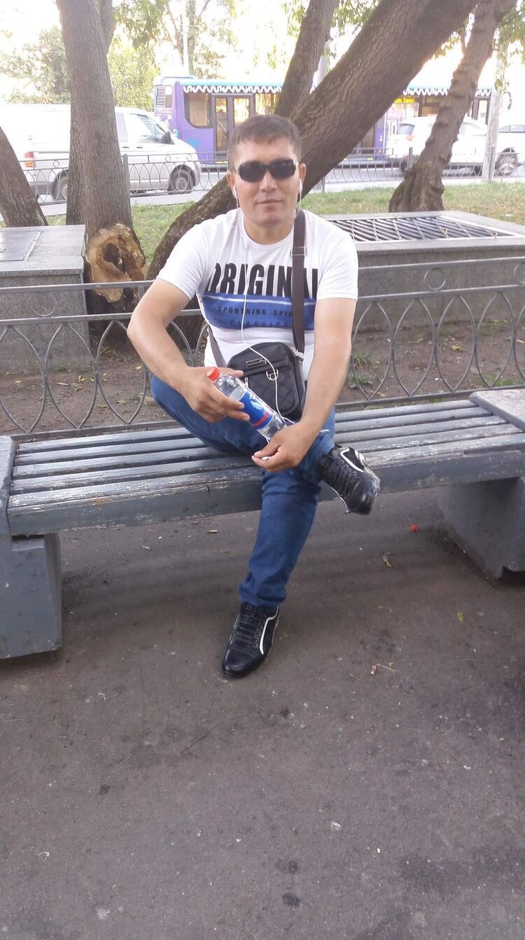  ,   Boboxon, 40 ,   ,   