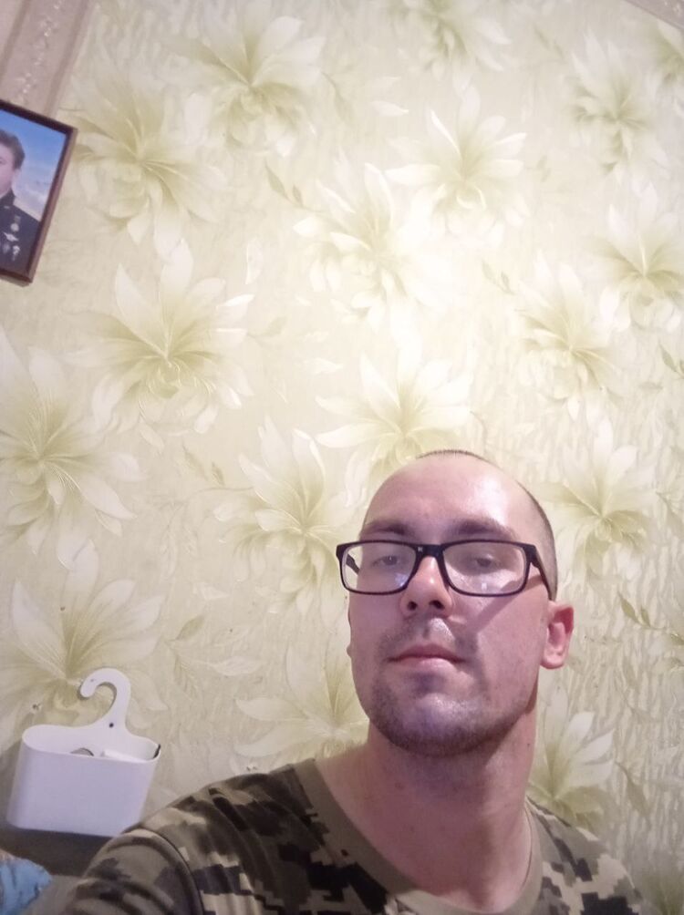  47734345  Grigoriy_ast, 27 ,    