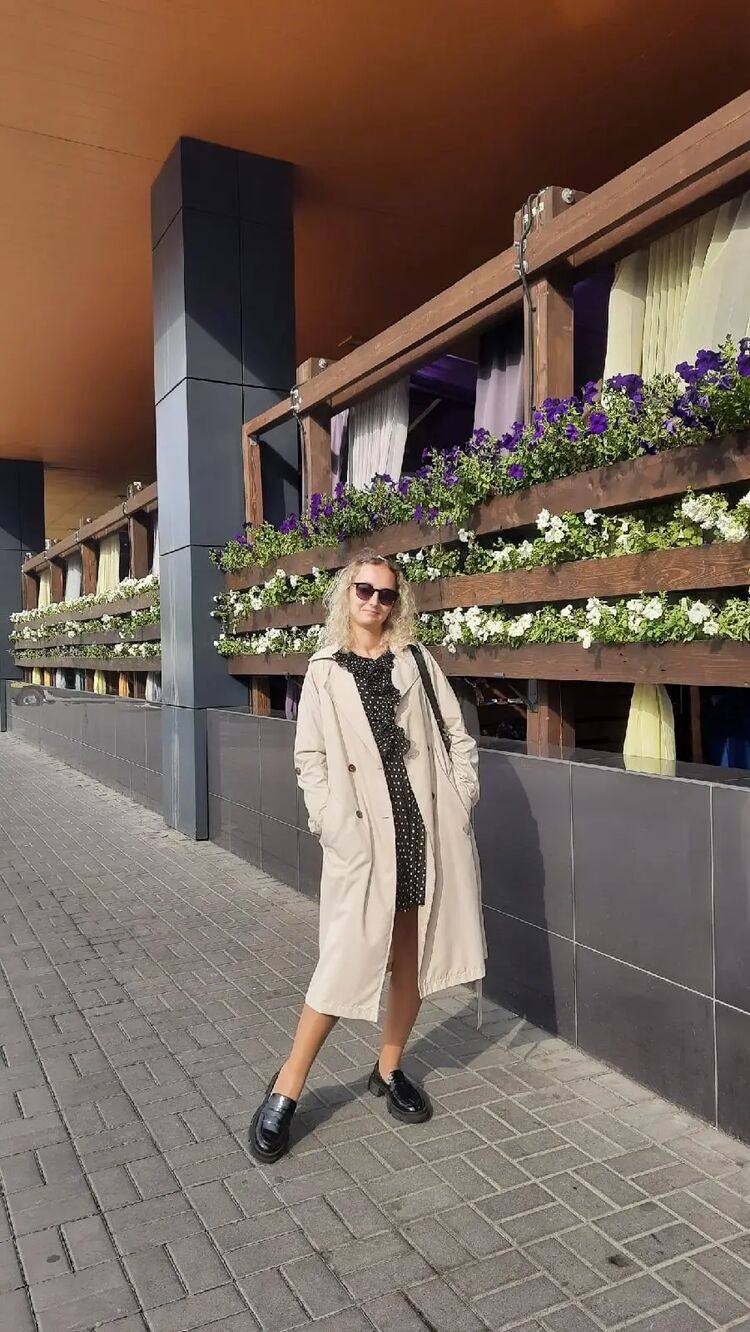  ,   Anya, 37 ,   ,   
