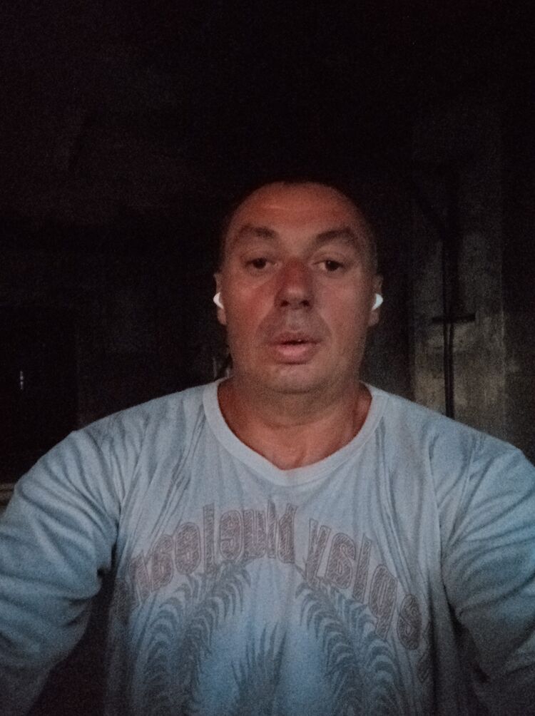  44204535  , 49 ,    