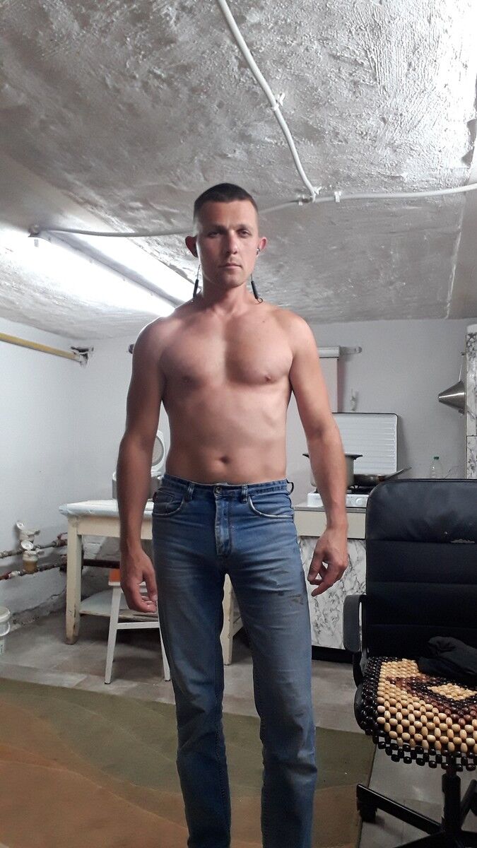  18869545  , 42 ,     
