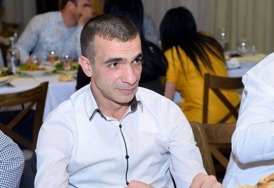 ���� 23518225 ������� �����, 44 ����, ���� ���������� � �������-��-����