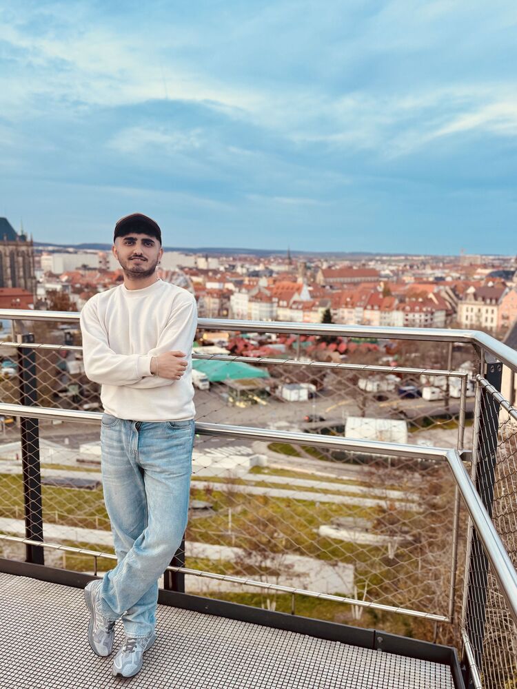  54653445  Ibrahim, 25 ,    Bad Salzungen