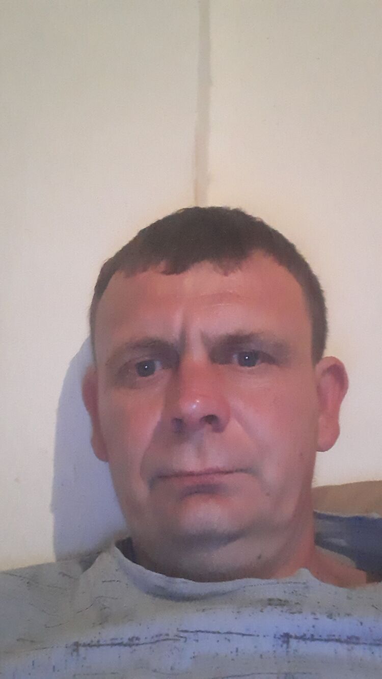  30916735  Alexander, 41 ,    