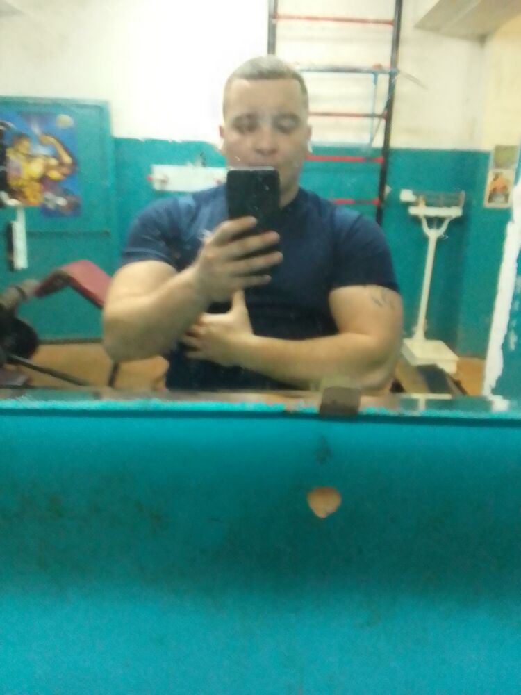  31134735  Alex, 31 ,    