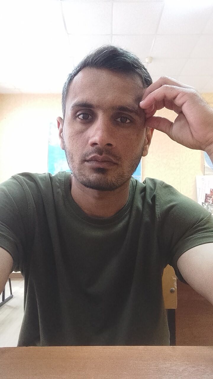  53114095  Khan, 24 ,    
