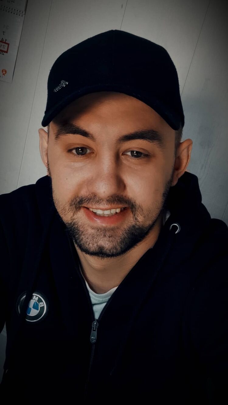 ���� 31303085 ������� Artur, 30 ���, ���� ���������� � �������