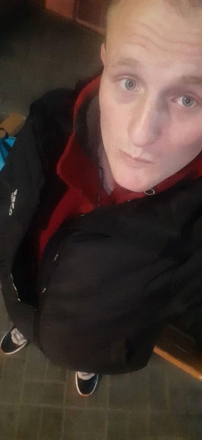  25130985  , 32 ,    