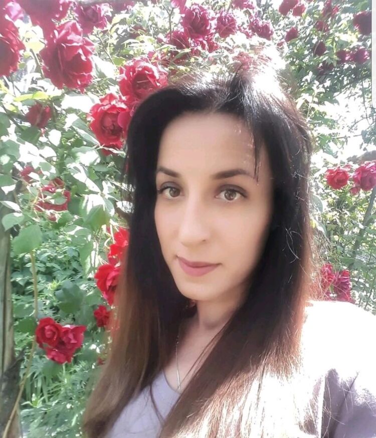  16662225  Iriwa, 37 ,    