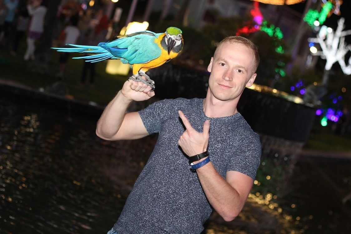  ,   Paul, 35 ,   ,   , c 