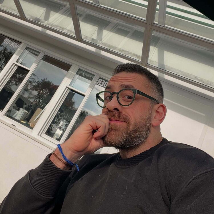  53624585  , 35 ,    -