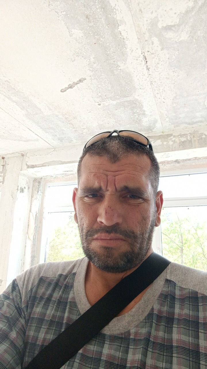  46892525  , 43 ,    