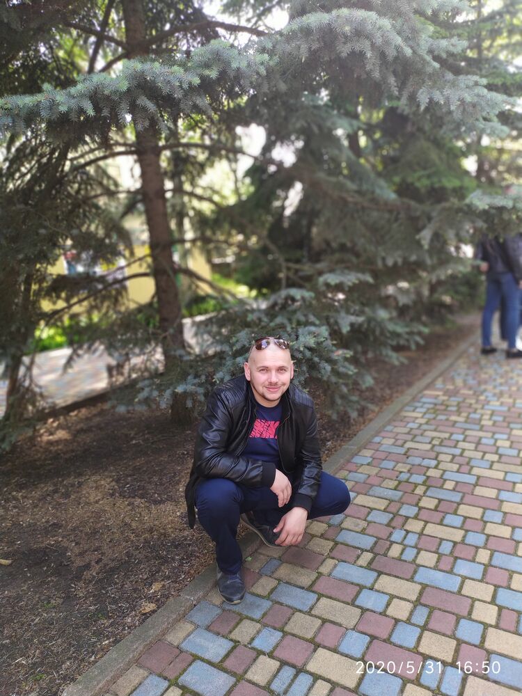  ,   Andrey, 35 ,   ,   