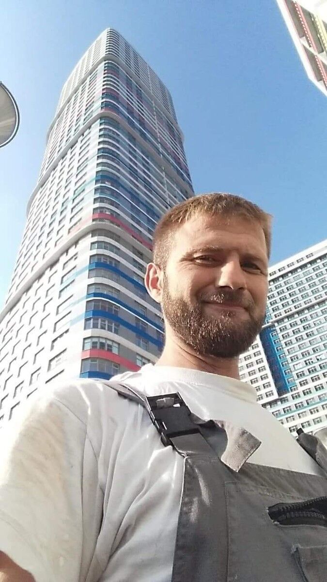 ,   Ilija, 42 ,   ,   , c 
