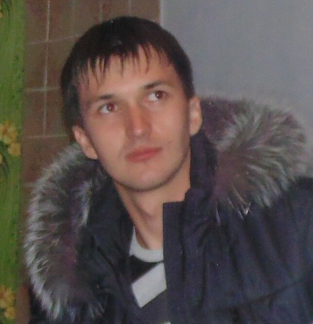  4402225  Noname, 37 ,    