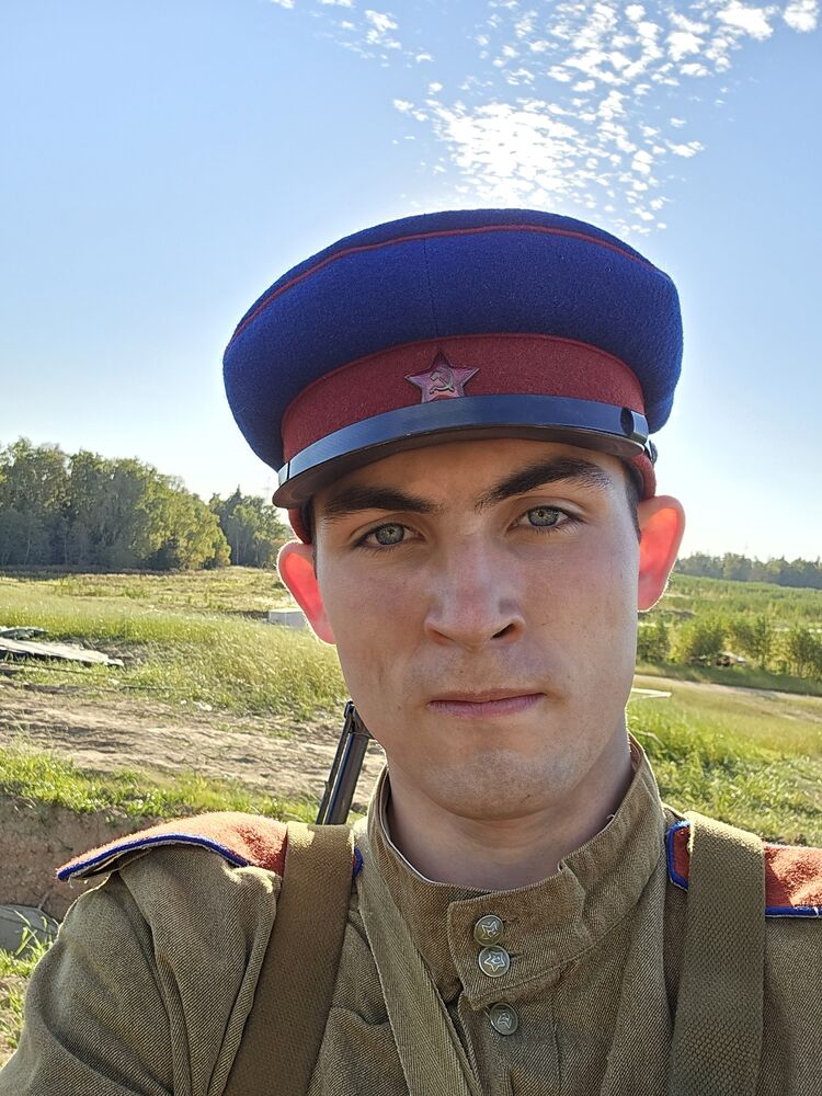  47406755  Dmitry, 22 ,    