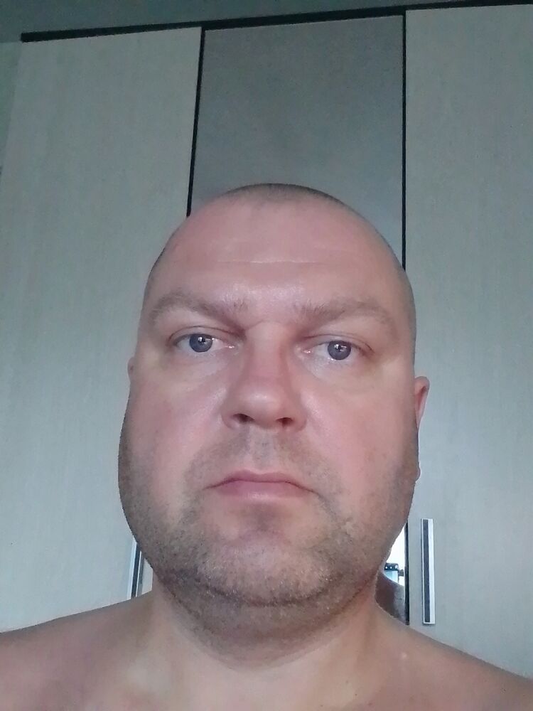  43895945  , 46 ,    