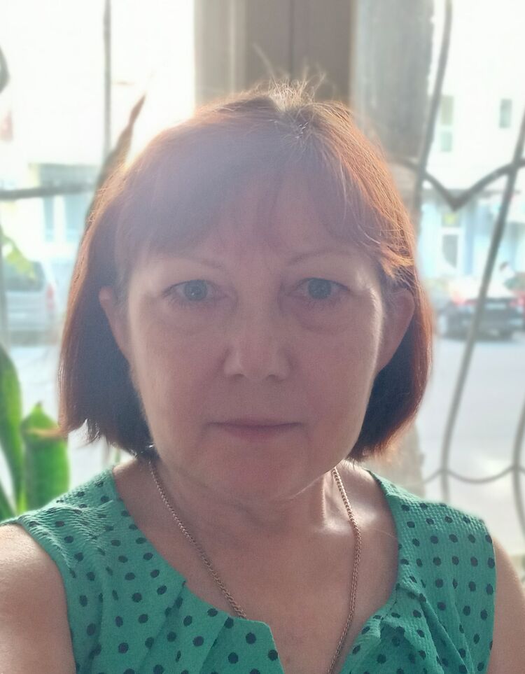  54351735  Alla, 58 ,    