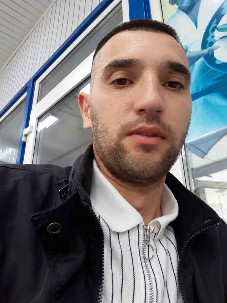  37571365  , 31 ,    