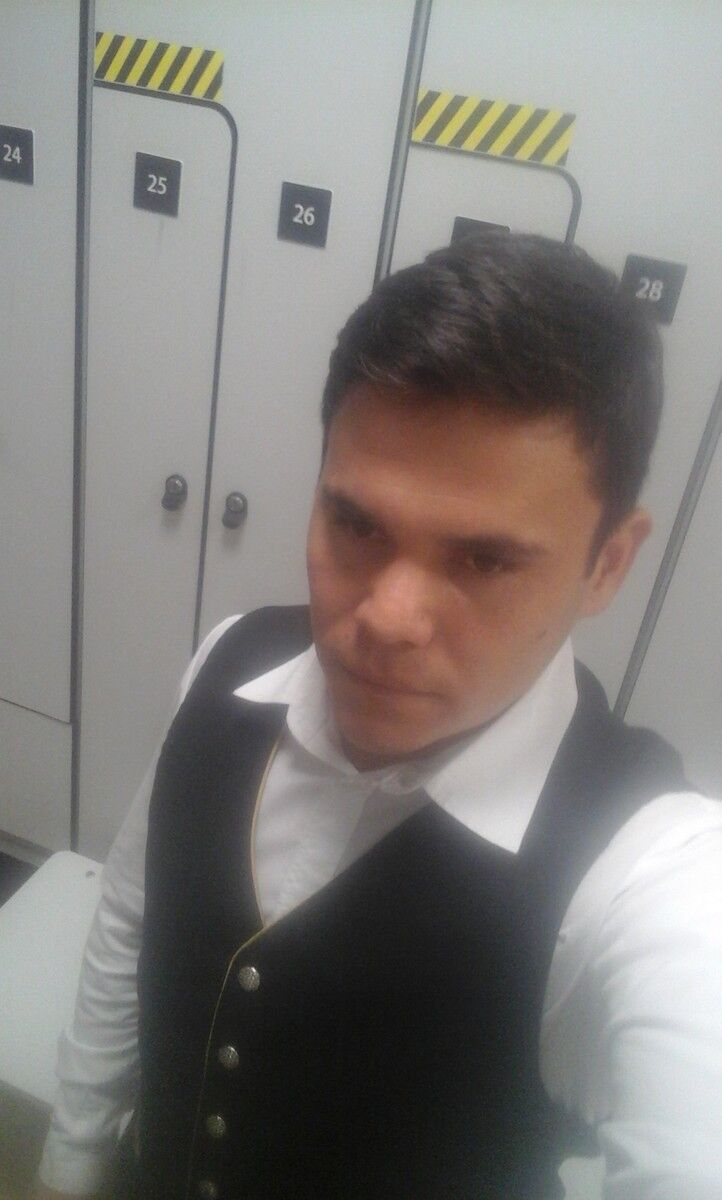  -,   , 25 ,   