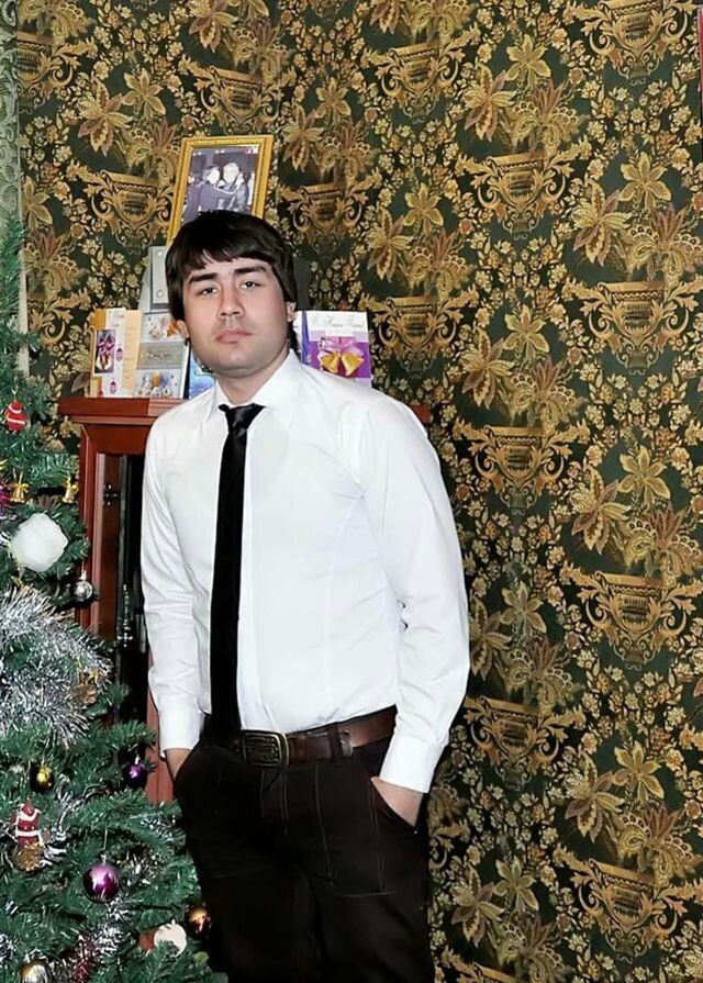  6174765  Kamil, 31 ,    