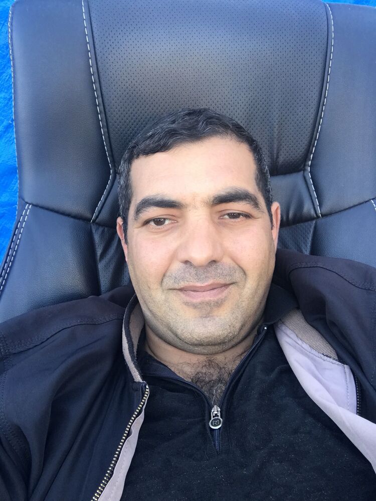  ,   Narek h, 46 ,   ,   
